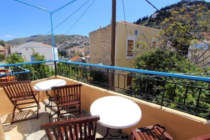 Symi Center Hotel Exterior photo