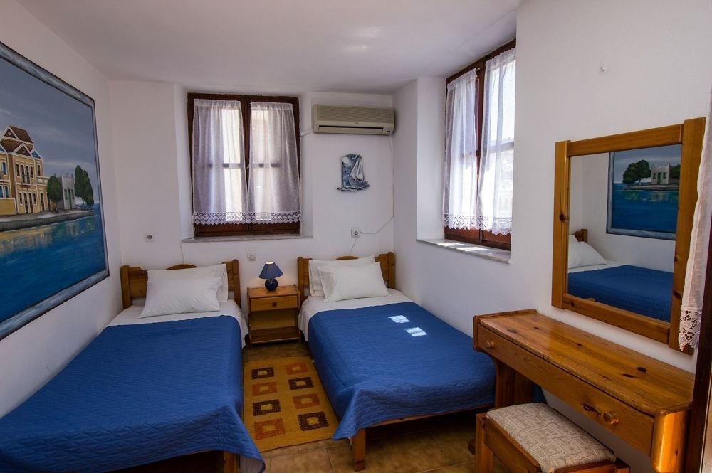Symi Center Hotel Exterior photo