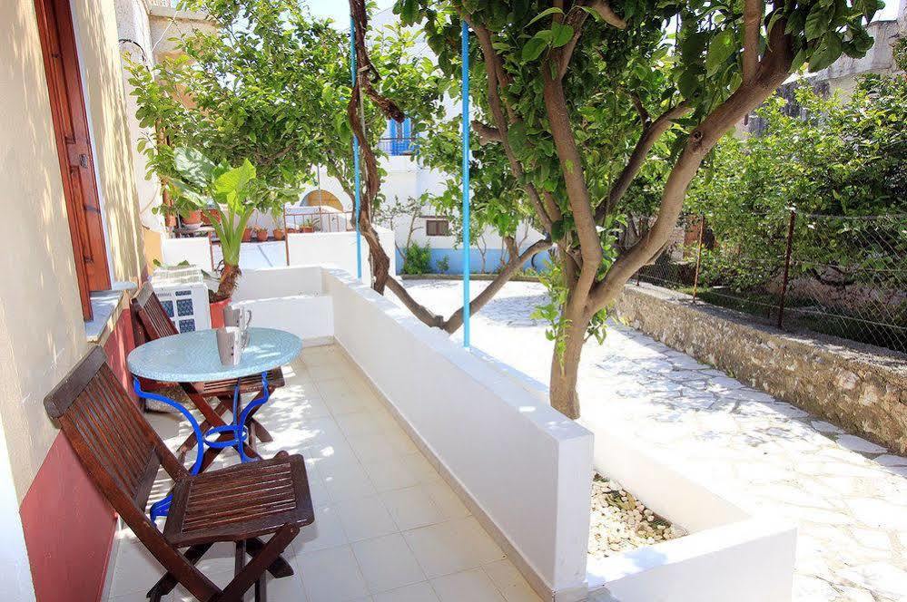 Symi Center Hotel Exterior photo